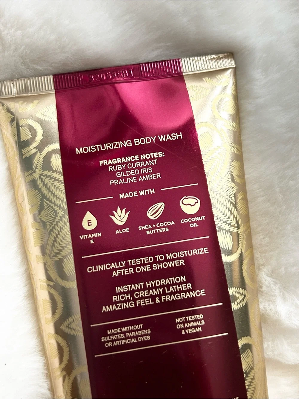 Bath & Body Works Luminous Moisturizing Body Wash - Gold & Deep Magenta